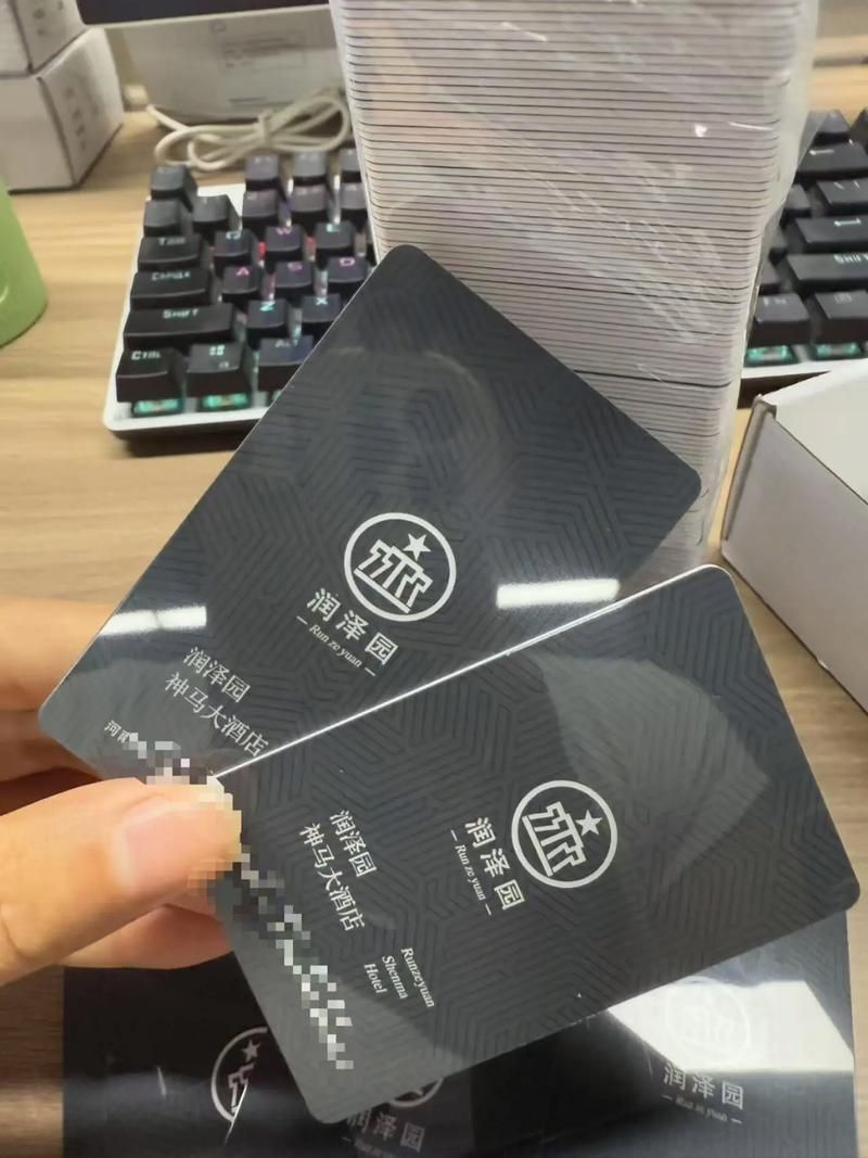 抖音免费送赞一百个/房卡用途