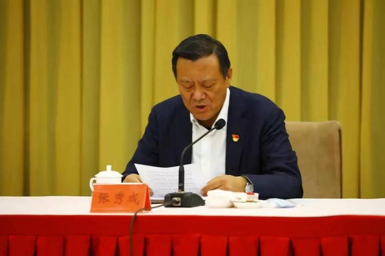 包含31省新增阳性感染者8例均在新疆维吾尔自治区自治区直辖县级行政区划可克达拉市的词条