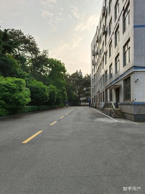 湖南湘潭高新技术产业园区新增本土确诊5例，均在桂平_湘潭高新技术职业学院