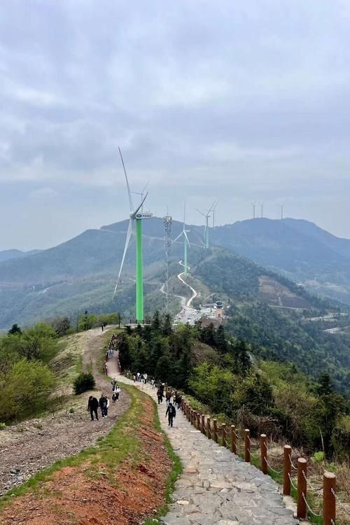 【湖北省咸宁市通山县几个地区有疫情发生_湖北咸宁通山有哪些景区】